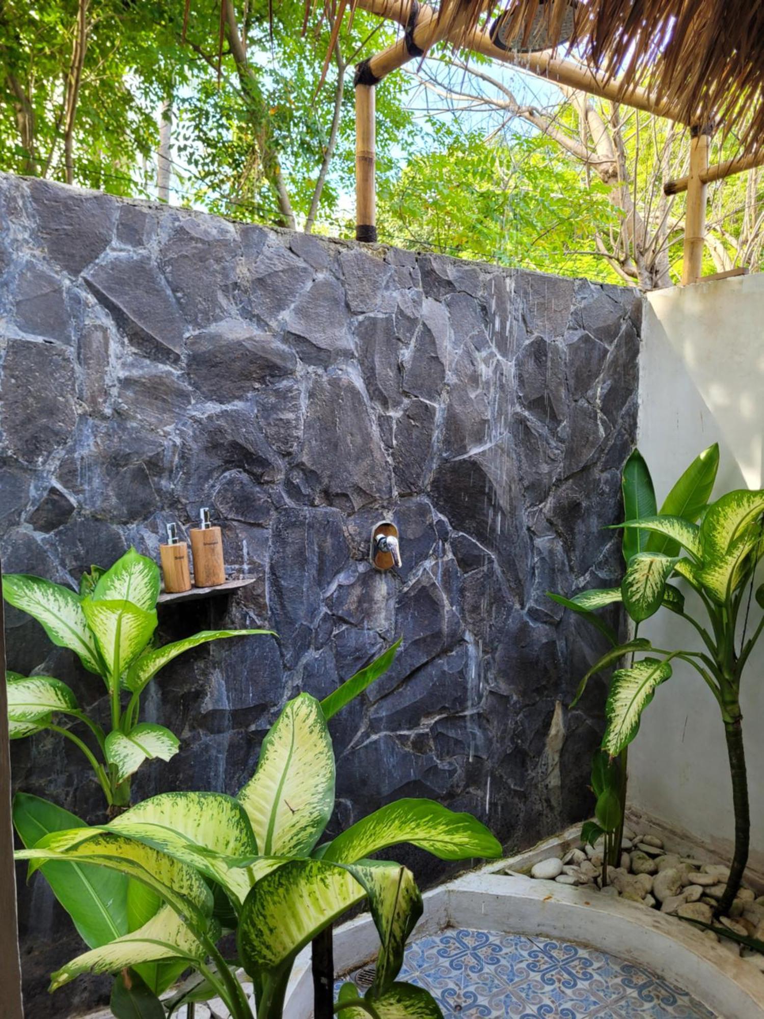 Gili Matiki Hotel Gili Air Bagian luar foto